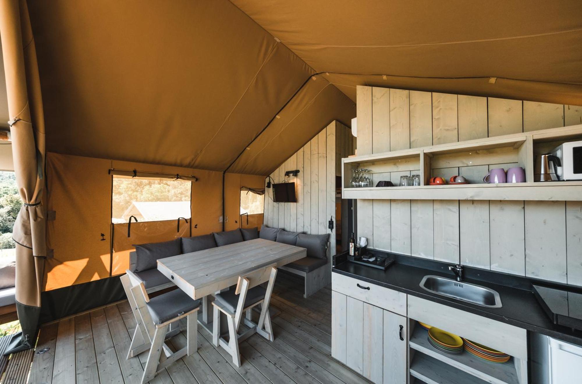 Hotel Glamping Le Tegole à Riparbella Extérieur photo